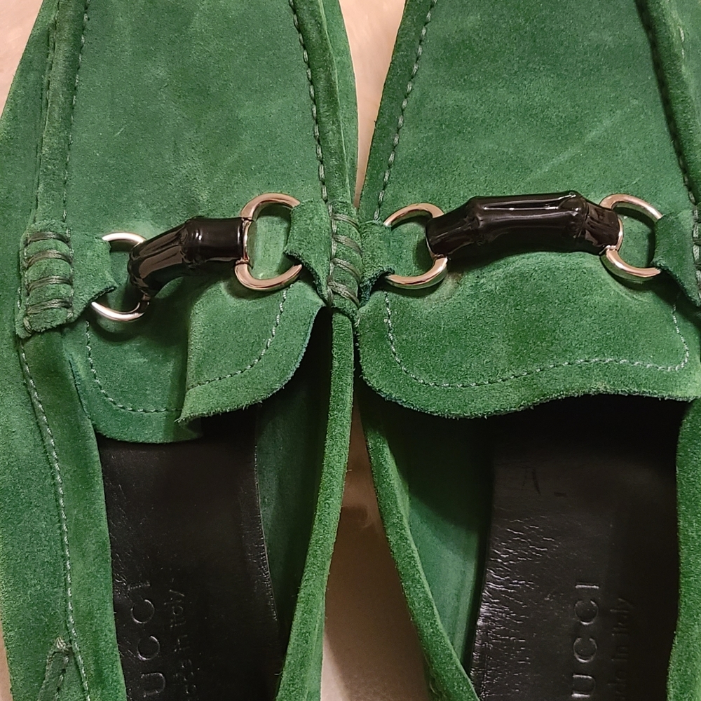 MEN'S GREEN SUEDE GUCCI LOAFERS